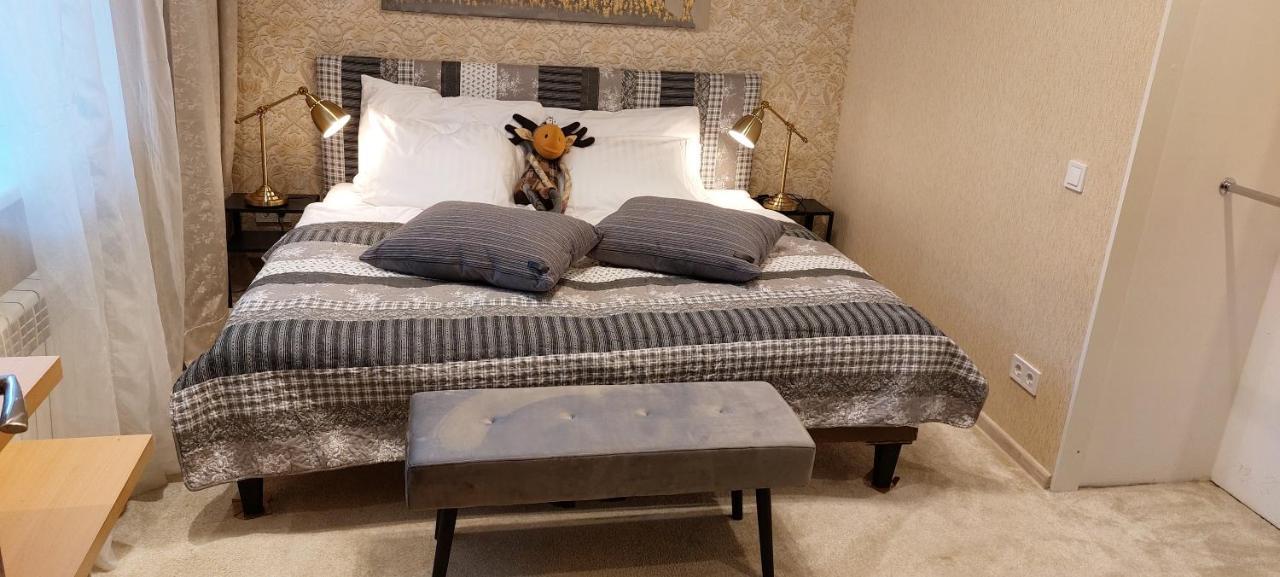 ריגה Parkcosylux Two Bedrooms Apart Free Parking מראה חיצוני תמונה