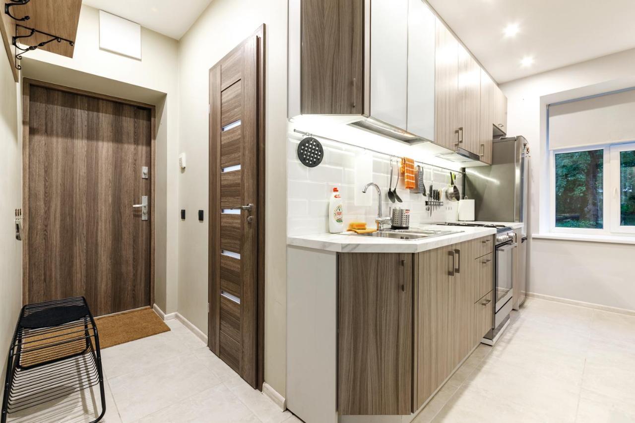 ריגה Parkcosylux Two Bedrooms Apart Free Parking מראה חיצוני תמונה
